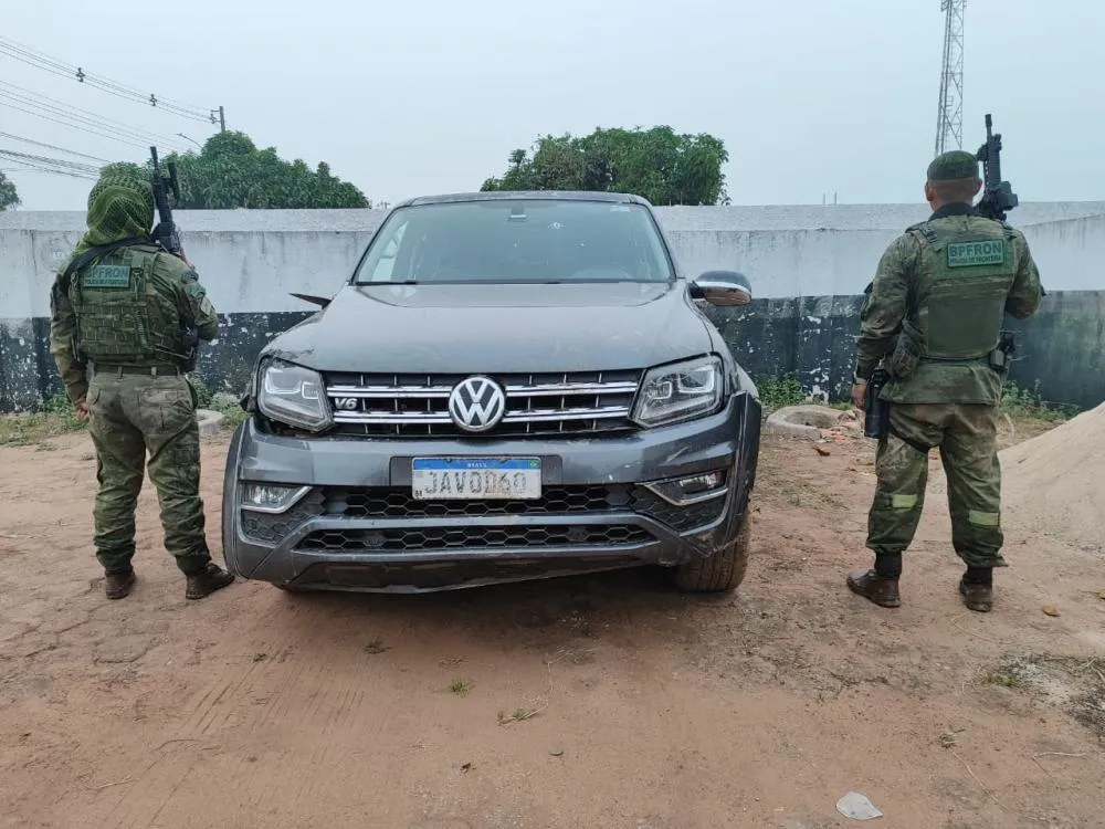 FORÇAS DE SEGURANÇA DE RONDÔNIA REALIZAM AÇÃO CONJUNTA E APREENDEM VEÍCULO ROUBADO EM GUAJARÁ-MIRIM DURANTE OPERAÇÃO PROTETOR DAS FRONTEIRAS