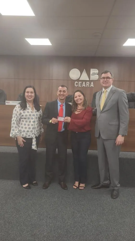 GUAJARAMIRENSE DE CORAÇÃO REALIZA SONHO E RECEBE CARTEIRA DA OAB EM FORTALEZA, CEARÁ