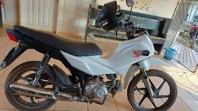 POLÍCIA MILITAR DE GUAJARÁ-MIRIM RECUPERA MOTOCICLETA COM RESTRIÇÃO DE ROUBO NO BAIRRO SÃO JOSÉ