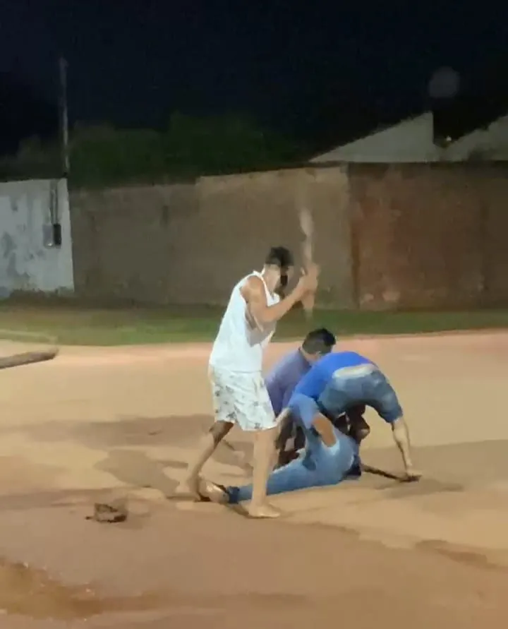HOMEM É MORTO A PAULADAS EM BAR DURANTE A MADRUGADA EM GUAJARÁ-MIRIM