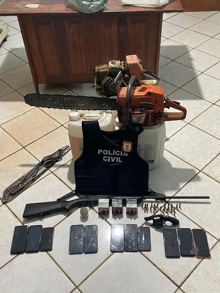 *POLÍCIA CIVIL CUMPRE MANDADOS EM NOVA MAMORÉ E PRENDE SUSPEITO POR POSSE ILEGAL DE ARMA* 