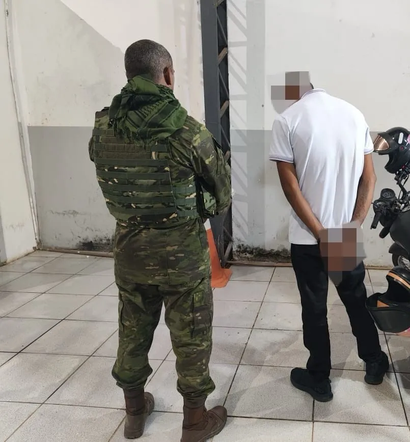 *POLÍCIA BRASILEIRA E BOLIVIANA CAPTURAM FORAGIDO ACUSADO DE EXECUÇÃO EM PORTO VELHO*