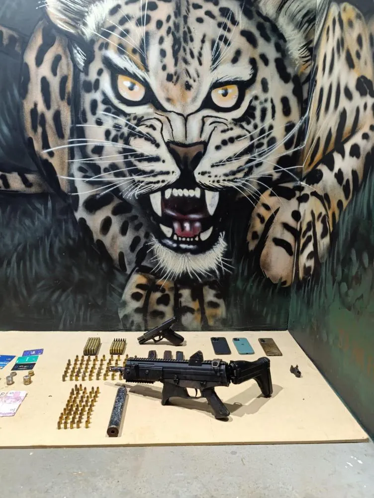 POLÍCIA MILITAR APREENDE ARMAS E MUNIÇÕES EM OPERAÇÃO DE SEGURANÇA