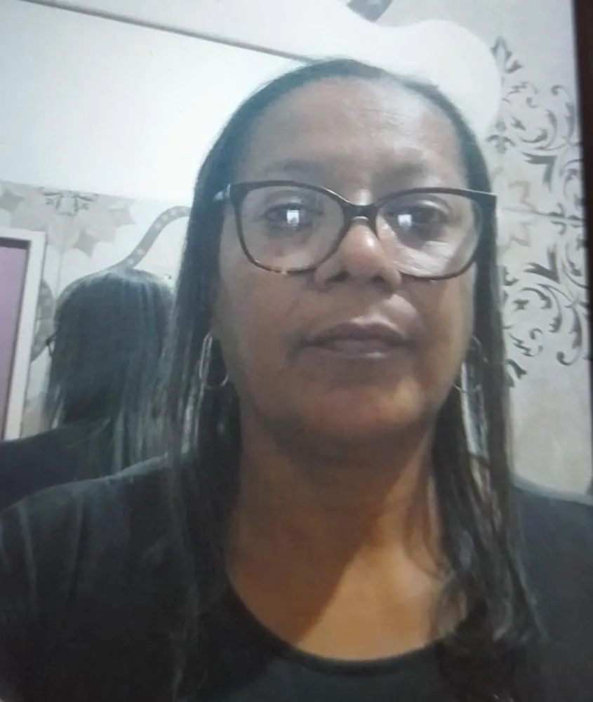 DONA EVA APARECIDA FRAZÃO DE ALMEIDA CELEBRA 49 ANOS DE VIDA 