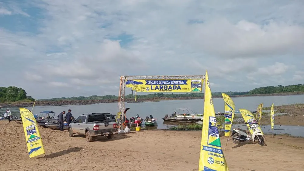 *ÚLTIMA ETAPA DO CAMPEONATO DE PESCA EM GUAJARÁ-MIRIM É COMEMORADA COM SUCESSO*