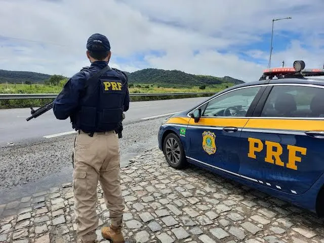 LAMENTÁVEL: Policial rodoviário federal é encontrado morto em residência