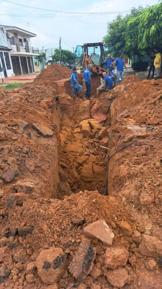 ACIDENTE COM FUNCIONÁRIOS DA CAERD EM GUAJARÁ-MIRIM: ALERTAS PARA SEGURANÇA DURANTE MANUTENÇÃO