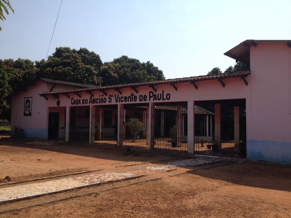 ADOTE UM IDOSO: UMA CAMPANHA DE SOLIDARIEDADE EM GUAJARÁ-MIRIM
