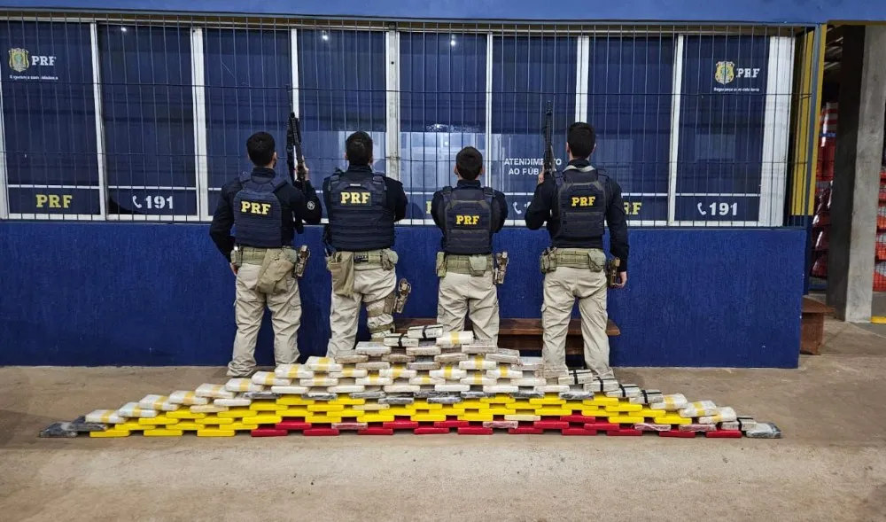 PRF prende foragido transportando mais de 125 kg de drogas em Rondônia