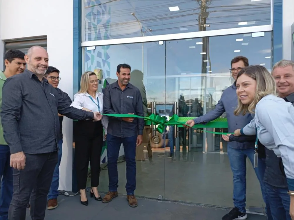 SICOOB AMAZÔNIA INAUGURA NOVA AGÊNCIA EM GUAJARÁ-MIRIM