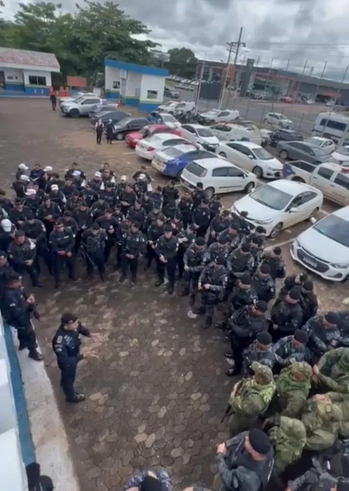Polícia Militar realiza operação “Aliança pela Vida, Moradia Segura II” no residencial Orgulho do Madeira com prisões e apreensões de armas e drogas