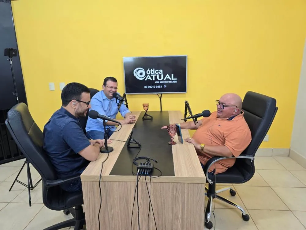 JOÃO TEIXEIRA REFLETE SOBRE A EVOLUÇÃO DA COMUNICAÇÃO EM ENTREVISTA AO TRIBUNACAST