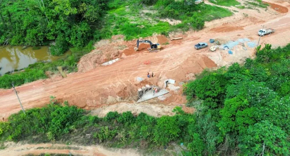 Deputada Dra. Taíssa anuncia conclusão da fase de drenagem na pavimentação asfáltica de Jacinópolis