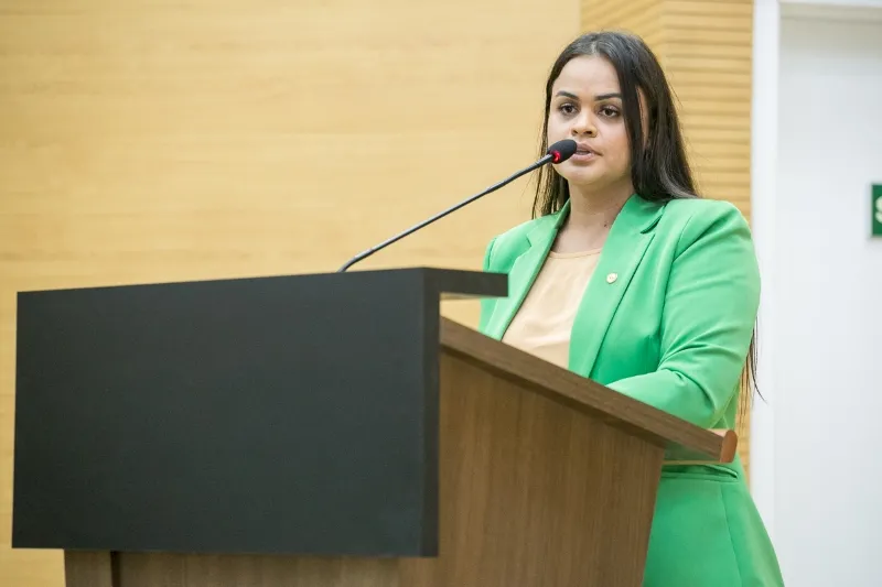 Deputada Dra. Taíssa solicita reforço no policiamento da Vila Petrópolis e Linha F em União Bandeirantes