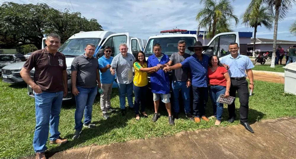 “Minha motivação é o povo”, diz deputada estadual Dra. Taíssa ao entregar van e ambulância para Nova Mamoré