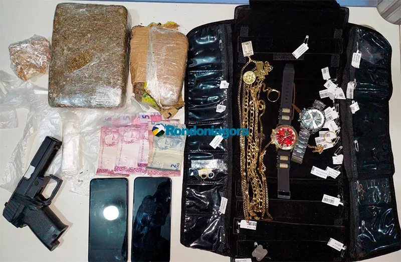 Flagrados com drogas oferecem R$ 10 mil a policiais militares