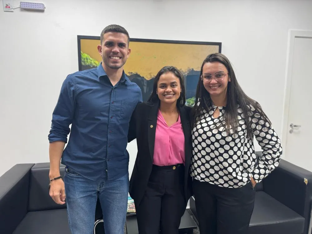 Deputada Dra. Taissa fortalece parceria com prefeito Lucas Nunes e vereadora Daiane dos Goiano de Primavera de Rondônia