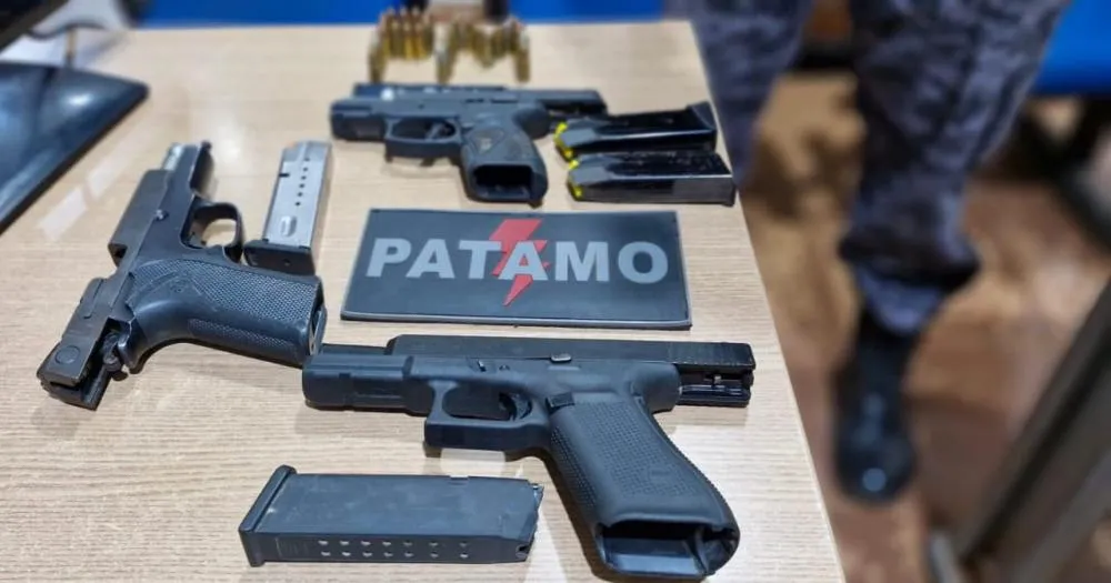 APREENSÃO DE ARMAS NO PORTO OFICIAL DE GUAJARÁ-MIRIM: AÇÃO DA POLÍCIA MILITAR COMBATE O TRÁFICO DE ARMAS