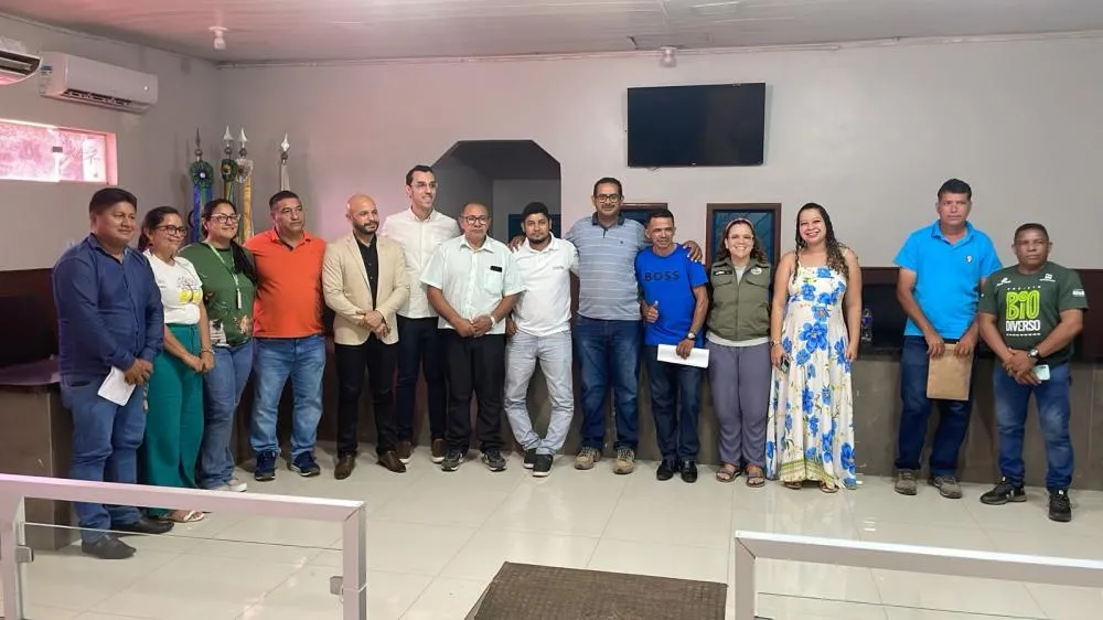 REUNIÃO EM GUAJARÁ-MIRIM DISCUTE PROJETO “CLUA” PARA MANEJO SUSTENTÁVEL NOS SERINGAIS