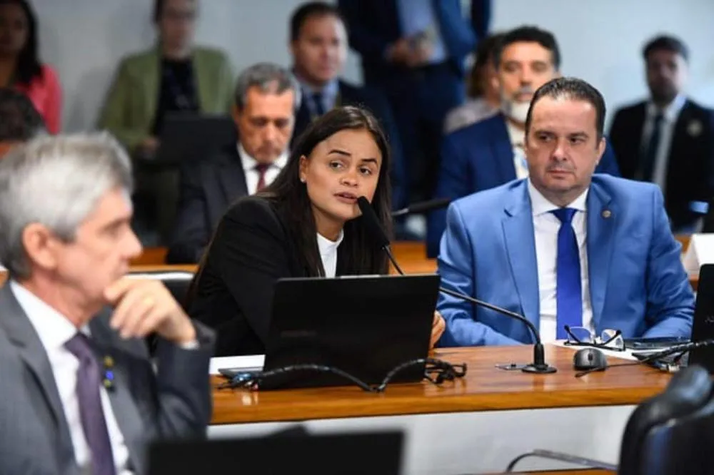 Deputada Dra. Taíssa busca soluções em Brasília para isolamento causado por enchente na BR-425