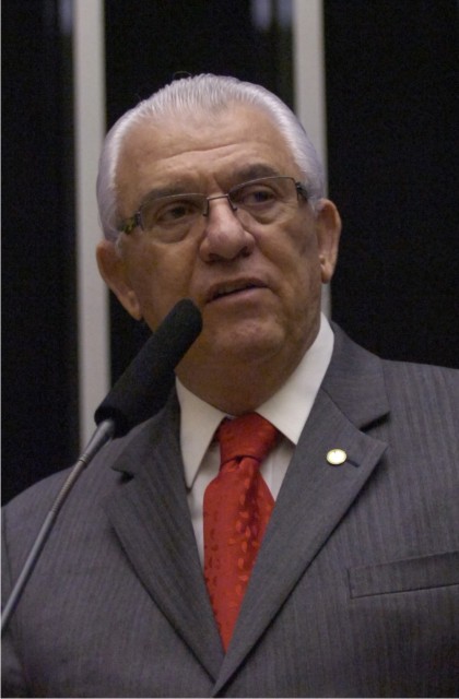 Líderes partidários na Câmara fecham acordo para votar Código Florestal na terça, dia 24