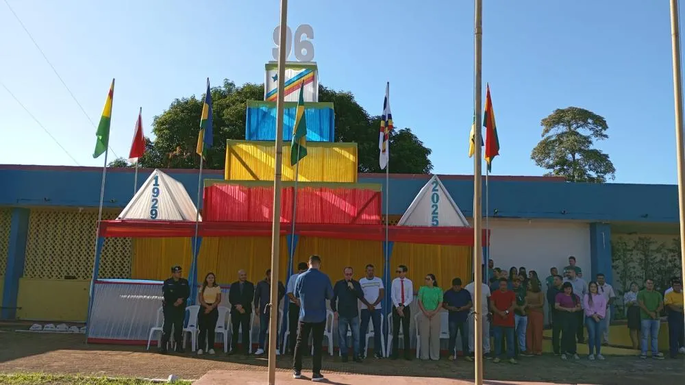 INÍCIO DAS FESTIVIDADES EM GUAJARÁ-MIRIM: 96 ANOS DE AMOR E ALEGRIA