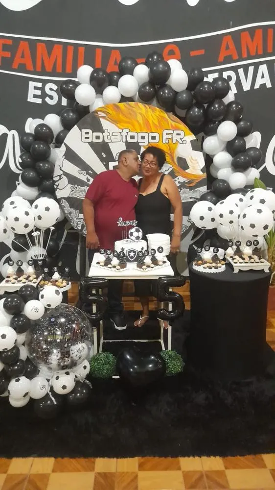 ANIVERSÁRIO EM GRANDE ESTILO DO EMPRESÁRIO LUCAS DO CAIPIRÃO DO SANTA