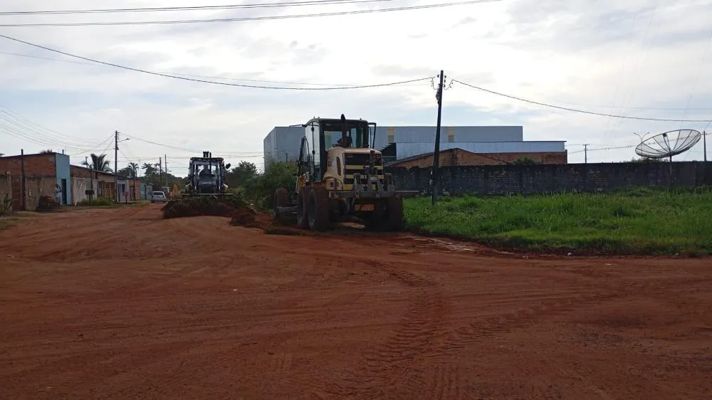 PROJETO “CIDADE LIMPA” DE GUAJARÁ-MIRIM TEM INÍCIO NO BAIRRO PLANALTO