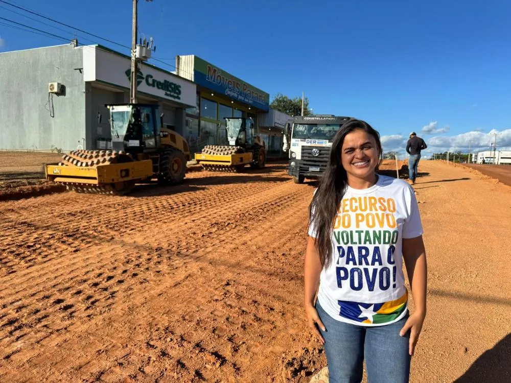 Deputada Dra. Taíssa comemora início das obras de Terraplanagem no distrito de Jacinópolis