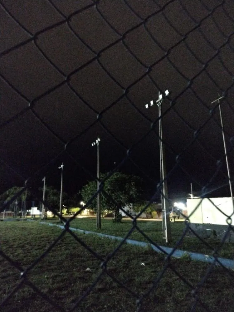FIAÇÃO ELÉTRICA É FURTADA DA PRAÇA DO BAIRRO SANTA LUZIA EM GUAJARÁ-MIRIM: MORADORES COBRAM PROVIDÊNCIAS