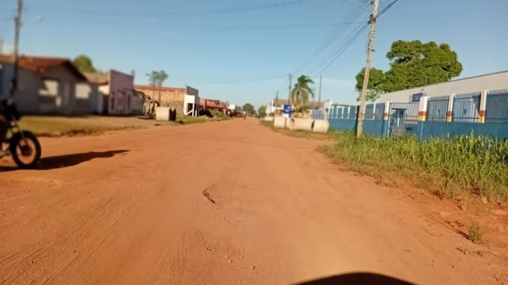 USUÁRIOS DO CAPS FAZEM APELO AO PREFEITO NETINHO SOBRE AS CONDIÇÕES DA AVENIDA DR. LEWERGER