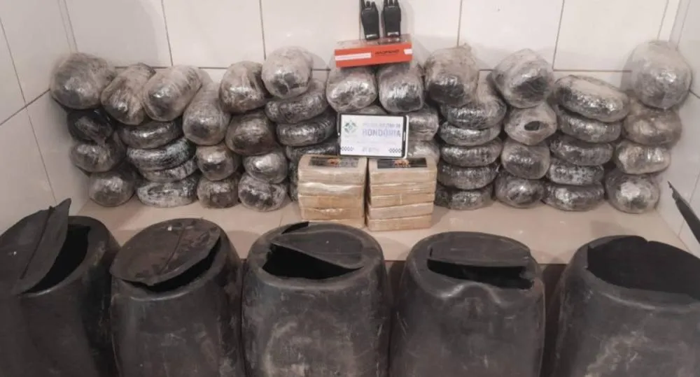 Polícia apreende grande quantidade de drogas após acidente na RO-383