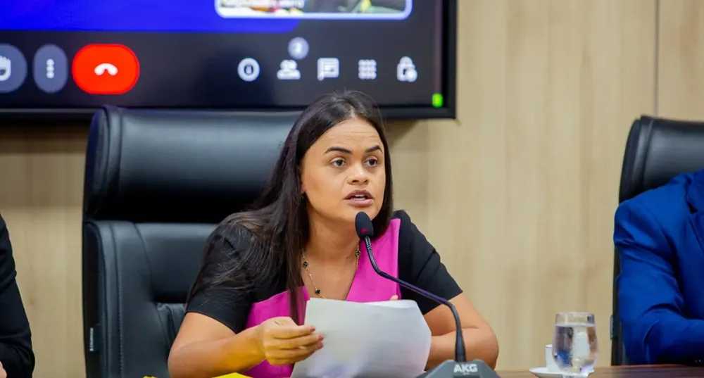 Dra. Taíssa propõe lei para controlar entrada e saída de crianças no transporte escolar em Rondônia