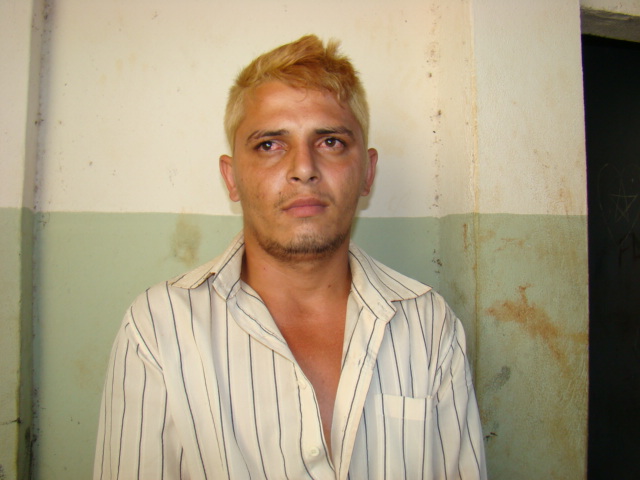 Homem que roubou moto em Porto Velho é preso pelos policiais do DENARC em barreira na Br 425.