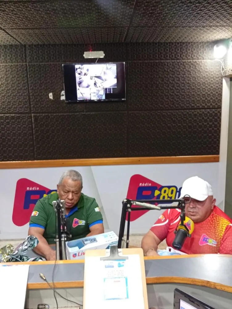 DIA DOS PAIS É COMEMORADO COM ALEGRIA E EMOÇÃO NA RONDÔNIA FM 89,9