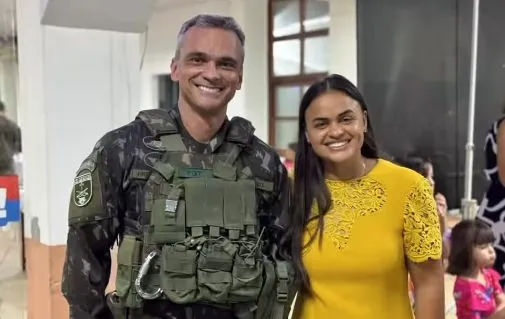 Deputada Dra. Taíssa prestigia solenidade do Dia do Soldado no 6º BIS em Guajará-Mirim