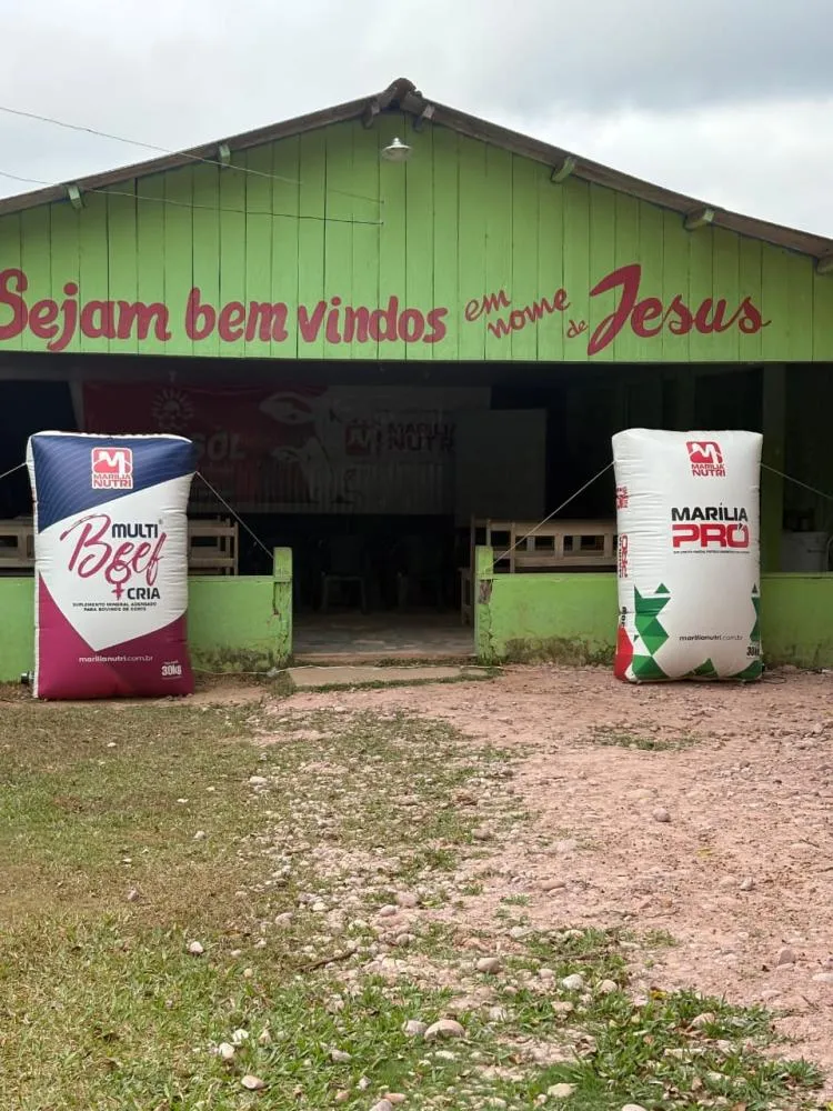 AGROSOL, MARILIA NUTRI E SENAR PROMOVEM PALESTRA SOBRE SUPLEMENTAÇÃO DE VACAS LEITEIRAS E GENÉTICA BOVINA NO RAMAL CACHOEIRINHA