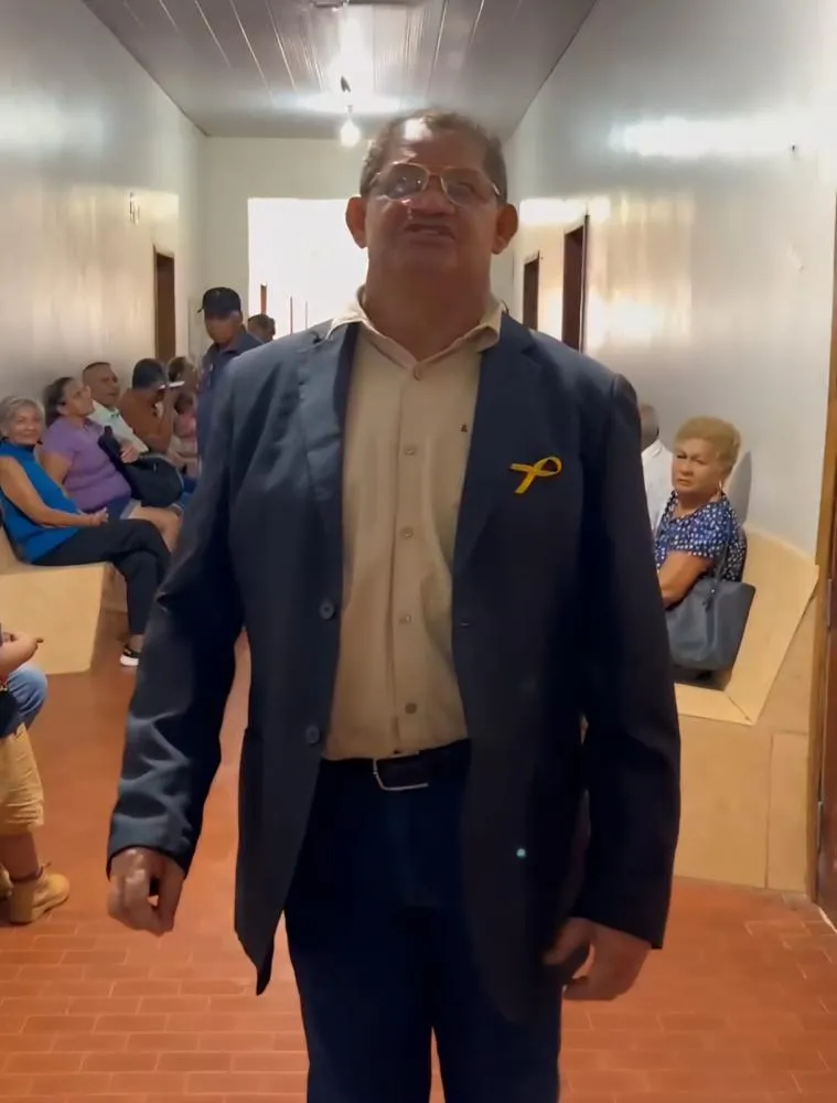 VEREADOR AUGUSTINHO AGRADECE AO EX-SENADOR ACIR GURGACZ PELO APOIO NAS CIRURGIAS OFTALMOLÓGICAS