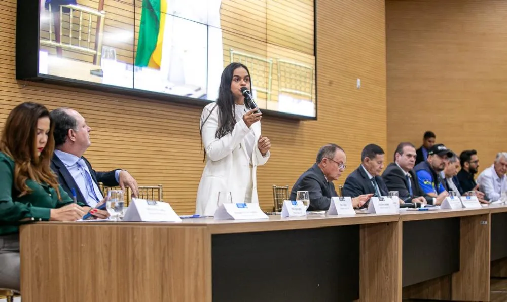 Durante audiência pública da CRATerras em Rondônia, deputada Dra. Taíssa defende os produtores rurais e cobra o fim dos embargos ambientais