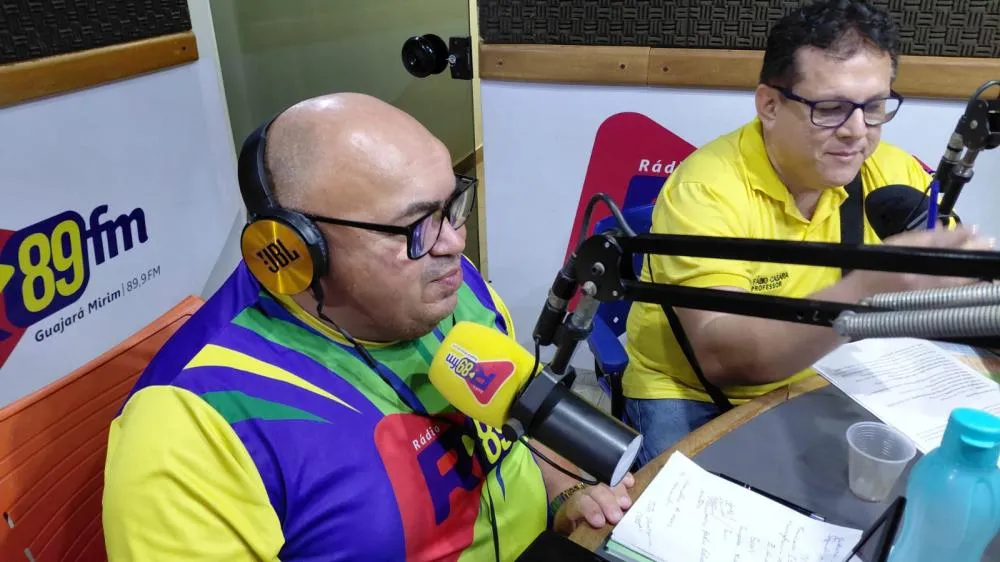 PROFESSOR FÁBIO CASARA, EM ENTREVISTA, INCENTIVA JOVENS E ADULTOS A INGRESSAREM NA UNIVERSIDADE FEDERAL DE RONDÔNIA – CAMPUS JORGE VASSILAKIS