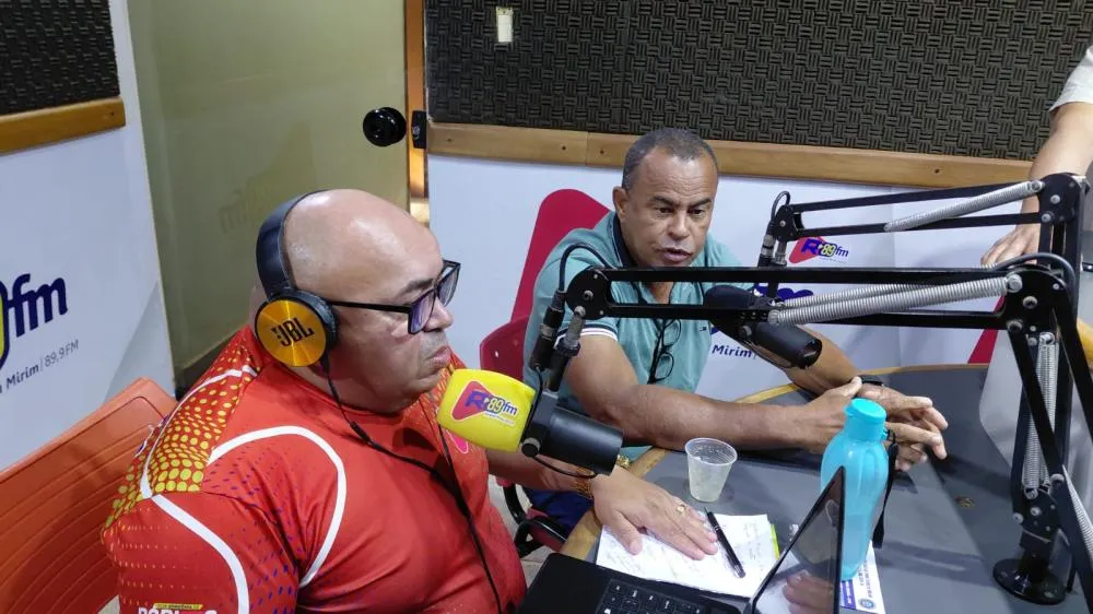 SECRETÁRIO DE OBRAS E VICE-PREFEITO DESTACAM BENFEITORIAS E PROJETOS PARA 2026 EM ENTREVISTA NA RONDÔNIA FM 89,9