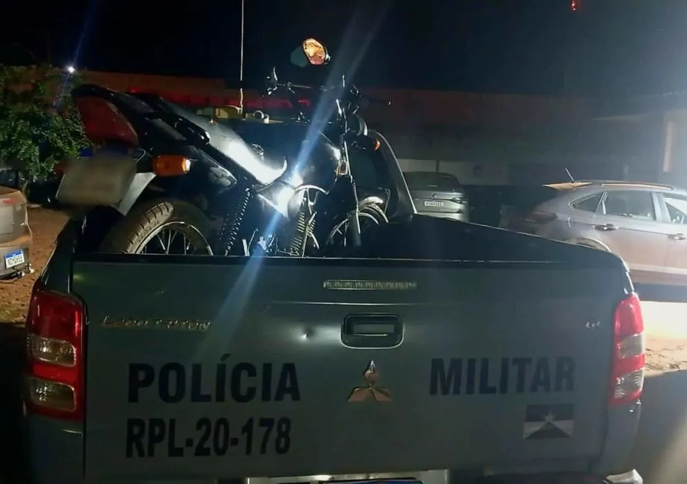 PMRO APREENDE MENOR COM MOTOCICLETA FURTADA DURANTE PATRULHAMENTO EM GUAJARÁ-MIRIM