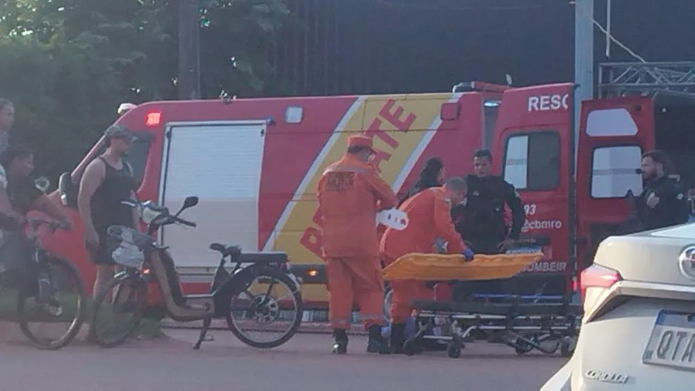 ACIDENTE DE TRÂNSITO É REGISTRADO NA ESQUINA DA RODOVIÁRIA DE GUAJARÁ-MIRIM, LOCAL DE ALTA REINCIDÊNCIA