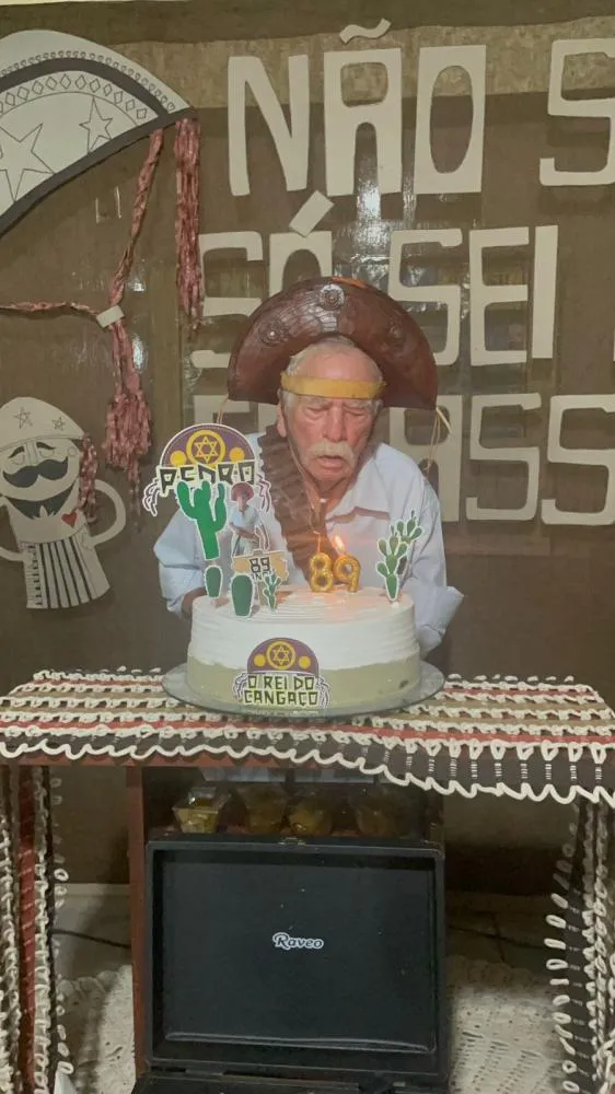 PEDRO FARIAS DE QUEIROZ COMEMORA 89 ANOS EM FESTA COM TEMA DA CULTURA NORDESTINA