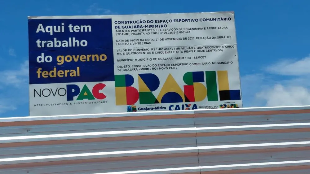 ÁREA DESTINADA À CONSTRUÇÃO DE PRAÇA NO BAIRRO JARDIM DA ESMERALDA AVANÇA EM RITMO ACELERADO