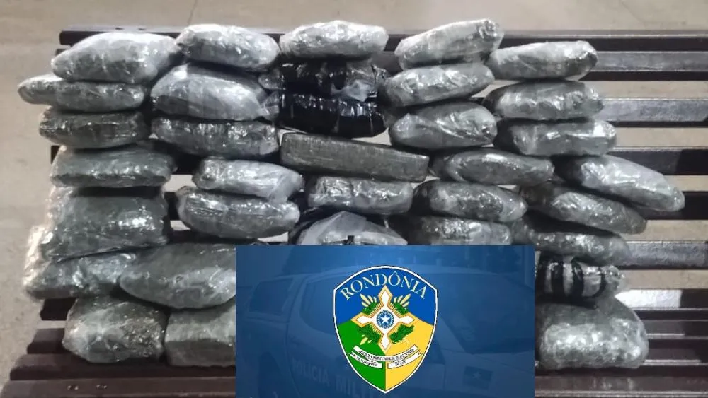 ADOLESCENTE É APREENDIDO PELA PM COM CERCA DE 20 QUILOS DE MACONHA EM ÔNIBUS INTERMUNICIPAL EM NOVA MAMORÉ