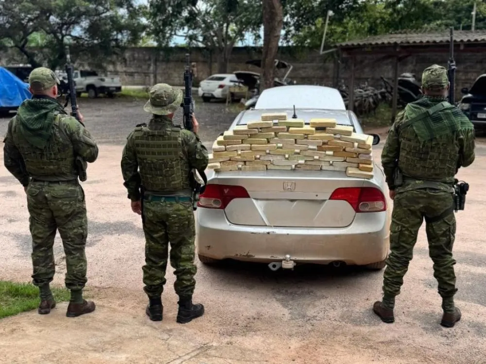 Forças de segurança apreendem mais de 52KG de pasta base de cocaína durante Operação Protetor das divisas e fronteiras em Guajará-Mirim