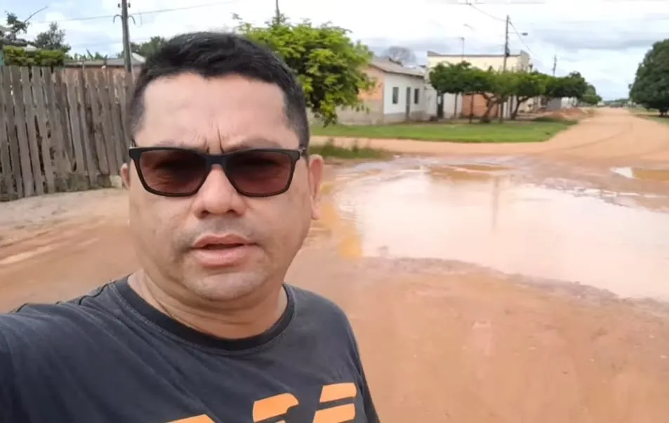 MORADOR COBRA PROVIDÊNCIAS DA PREFEITURA PARA PROBLEMA ANTIGO EM AVENIDA DO BAIRRO SANTA LUZIA