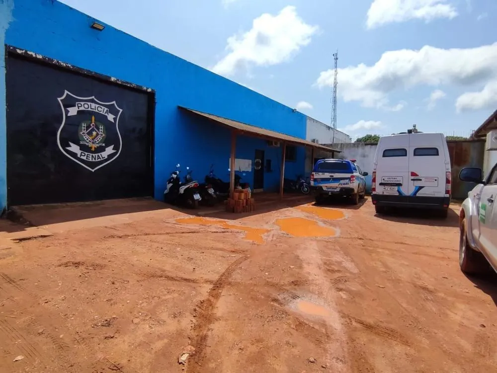 FUGA DE DOIS DETENTOS É REGISTRADA EM GUAJARÁ-MIRIM ELES SÃO RECAPTURADOS APÓS AÇÃO INTEGRADA DAS FORÇAS DE SEGURANÇA