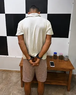 Polícia Civil prende integrante de facção criminosa responsável por distribuição de drogas e cobranças em Guajará-Mirim